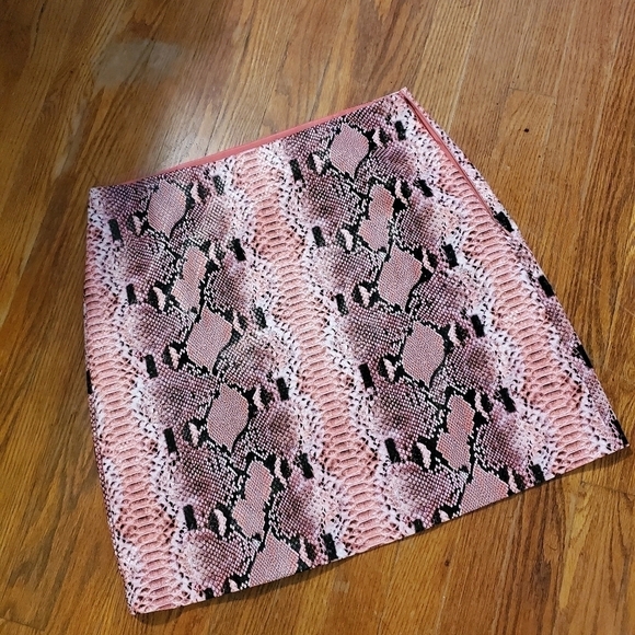 Endless Rose Snakeprint Faux Leather Mini Skirt Size XL - Picture 6 of 7